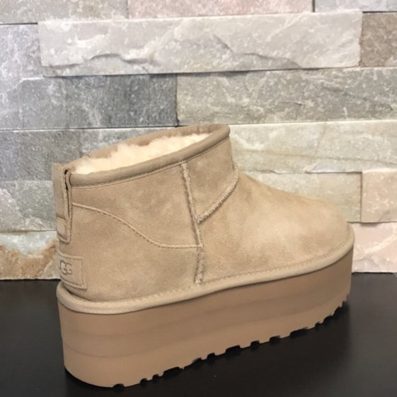 UGG Women's Classic Ultra Mini Platform - Picture 6 of 12